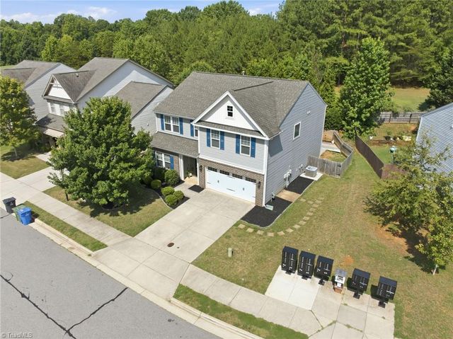1602 Running Deer Drive, Kernersville, NC 27284