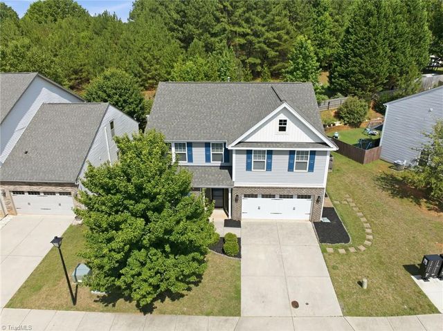1602 Running Deer Drive, Kernersville, NC 27284