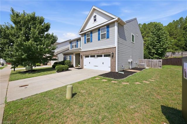 1602 Running Deer Drive, Kernersville, NC 27284