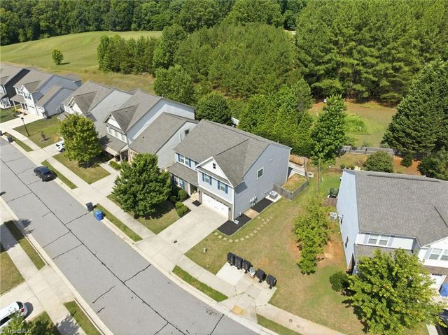 1602 Running Deer Drive, Kernersville, NC 27284
