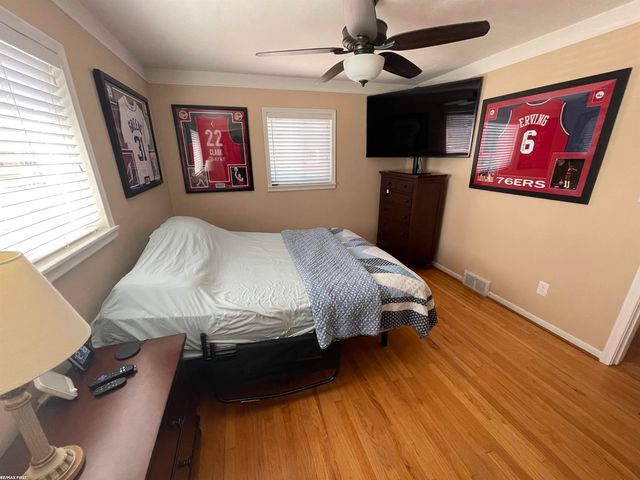 22225 Love Street, St Clair Shores, MI 48082