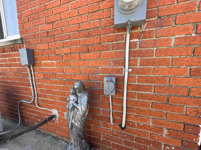 22225 Love Street, St Clair Shores, MI 48082