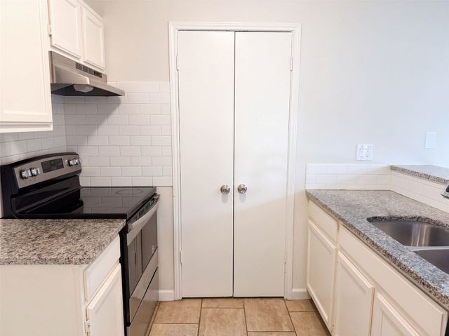 832 Brockden Drive, Mesquite, TX 75149