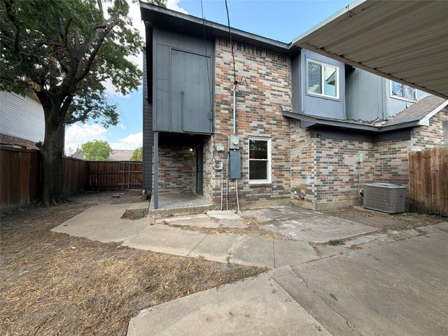 832 Brockden Drive, Mesquite, TX 75149