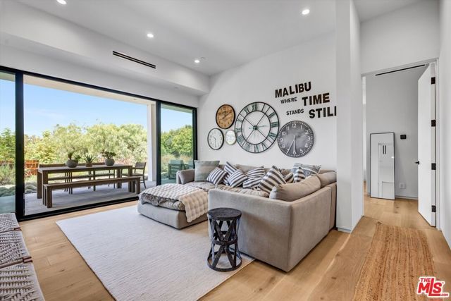 6656 Dume Drive B, Malibu, CA 90265