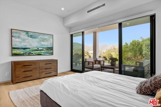 6656 Dume Drive B, Malibu, CA 90265