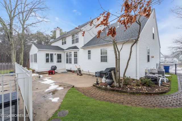 1326 Indian Hill Road, Toms River, NJ 08753