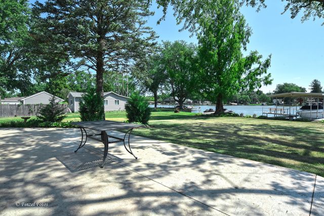 604 Bally Road, Mchenry, IL 60050