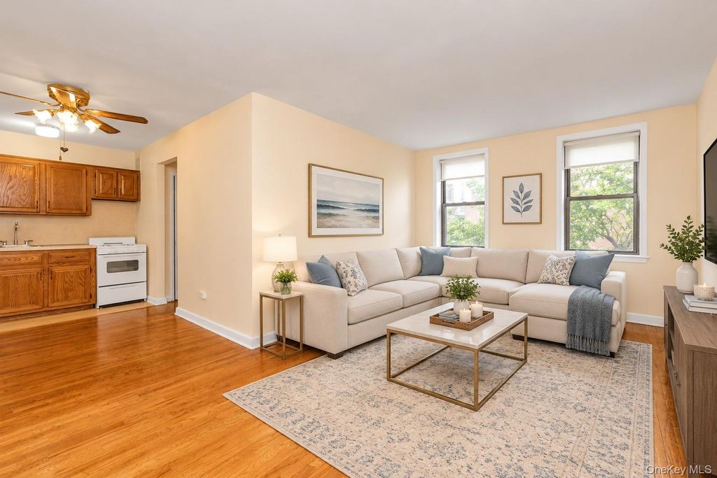 141-60 84th Road 3G, Briarwood, NY 11435 — photo 3