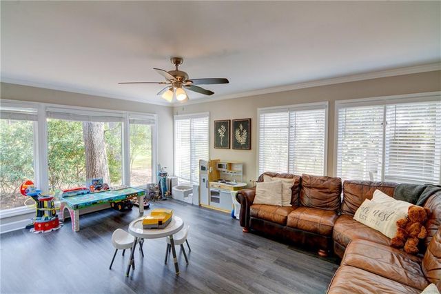 2560 Links End, Roswell, GA 30076