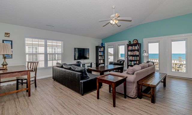 419 North Waccamaw Dr., Garden City Beach, SC 29576