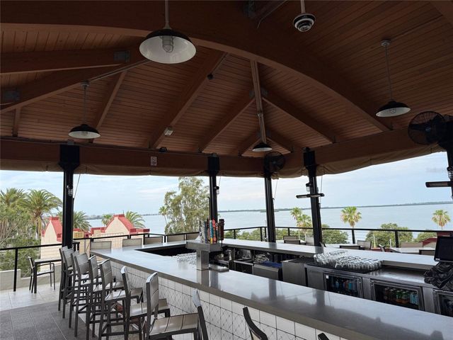 220 LYNDHURST STREET, Dunedin, FL 34698