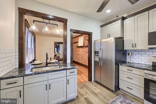 130 PARK AVE, Ephrata, PA 17522