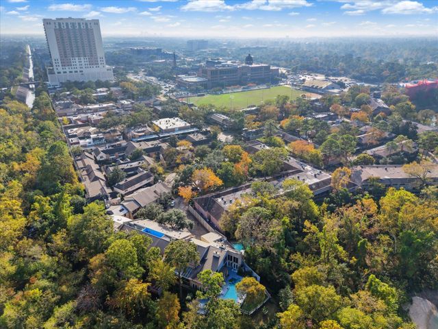 630 S Ripple Creek Drive 630, Houston, TX 77057