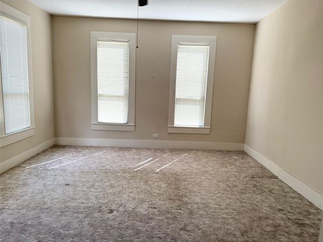 405 S 10th Street, Crockett, TX 75835