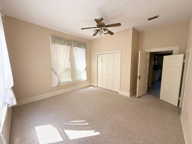 405 S 10th Street, Crockett, TX 75835