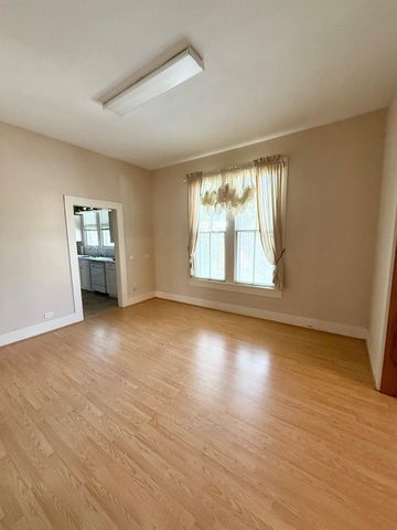 405 S 10th Street, Crockett, TX 75835