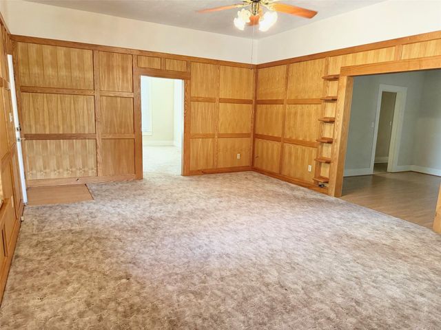 405 S 10th Street, Crockett, TX 75835