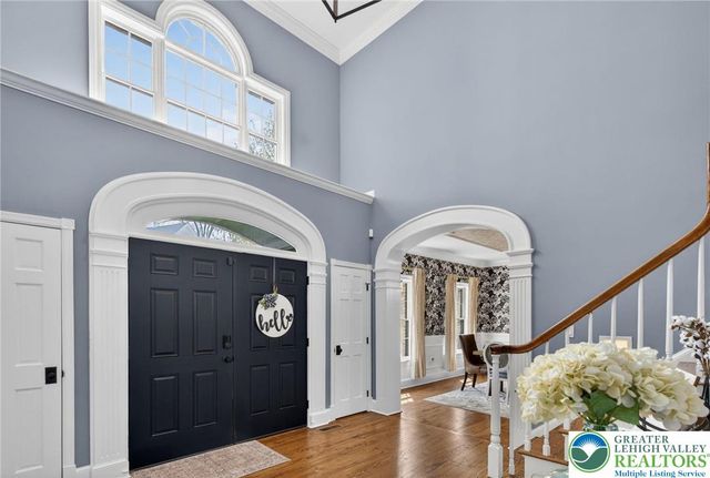 2240 GREENWOOD Road, Salisbury Twp, PA 18103