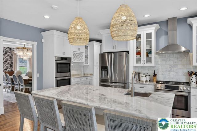 2240 GREENWOOD Road, Salisbury Twp, PA 18103