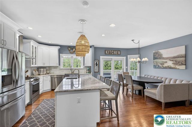 2240 GREENWOOD Road, Salisbury Twp, PA 18103