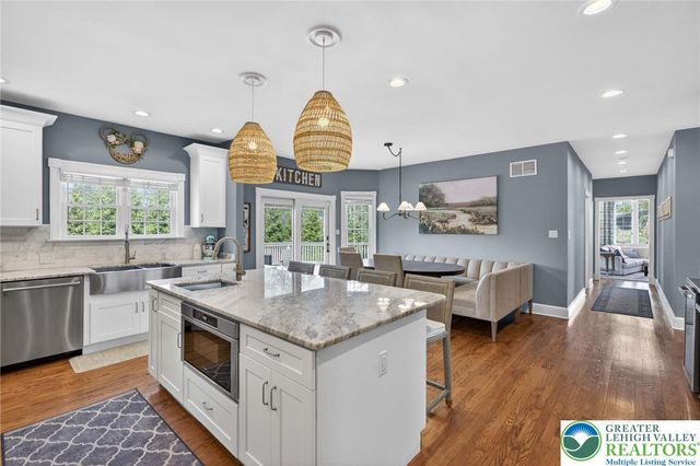 2240 GREENWOOD Road, Salisbury Twp, PA 18103