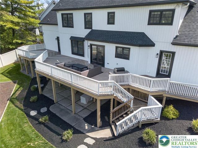 2240 GREENWOOD Road, Salisbury Twp, PA 18103