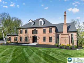 2240 GREENWOOD Road, Salisbury Twp, PA 18103