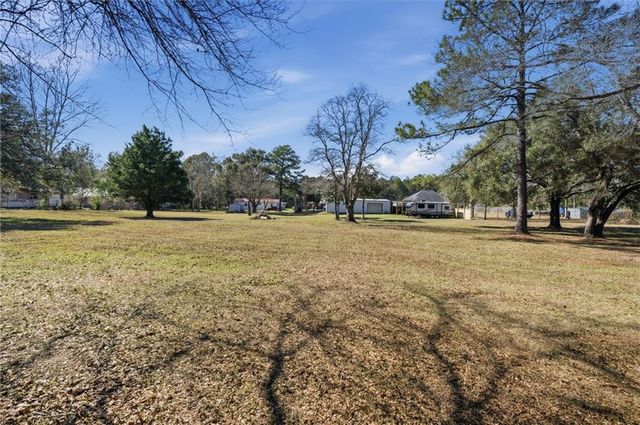 11991 Lee Bishop Road, Irvington, AL 36544