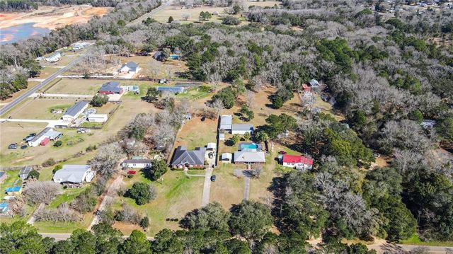 11991 Lee Bishop Road, Irvington, AL 36544