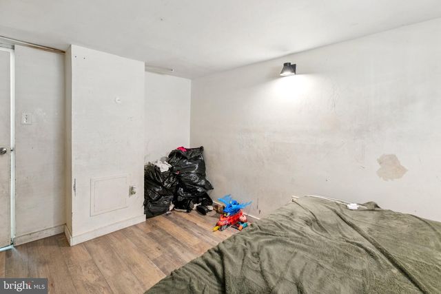 1227 W CHAMPLOST AVE, Philadelphia, PA 19141