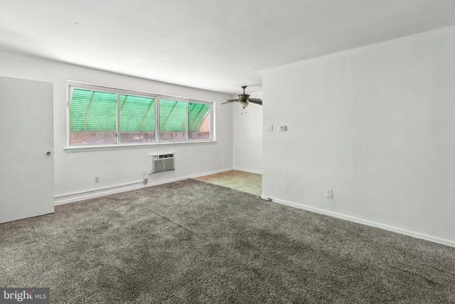 1227 W CHAMPLOST AVE, Philadelphia, PA 19141