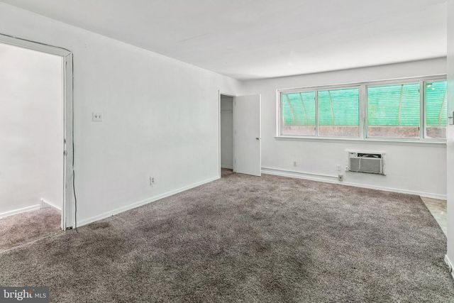 1227 W CHAMPLOST AVE, Philadelphia, PA 19141