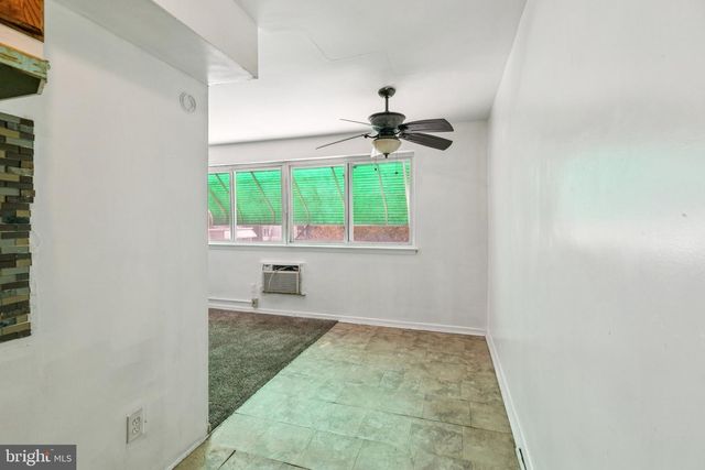 1227 W CHAMPLOST AVE, Philadelphia, PA 19141