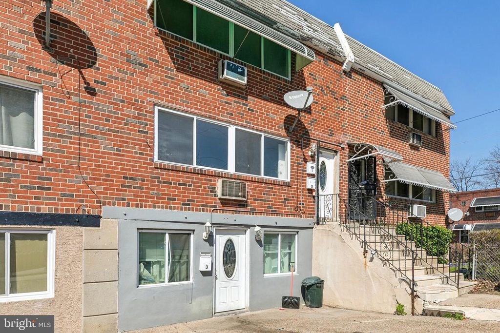 1227 W CHAMPLOST AVE, Philadelphia, PA 19141