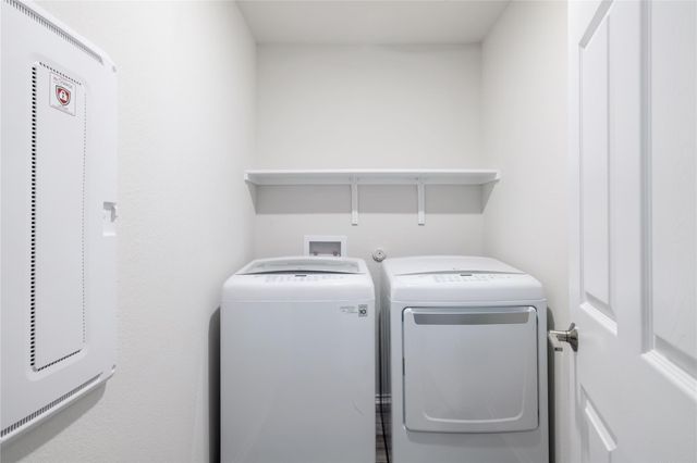 46 Snowy Plover LN, Leander, TX 78641