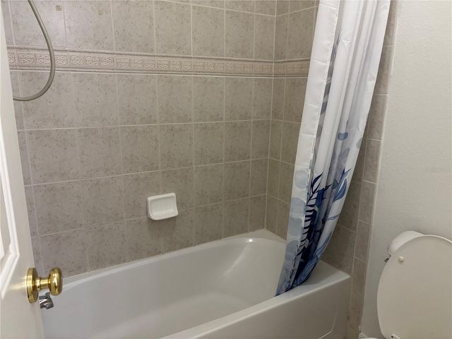 3429 PARKRIDGE CIRCLE 19-103, Sarasota, FL 34243