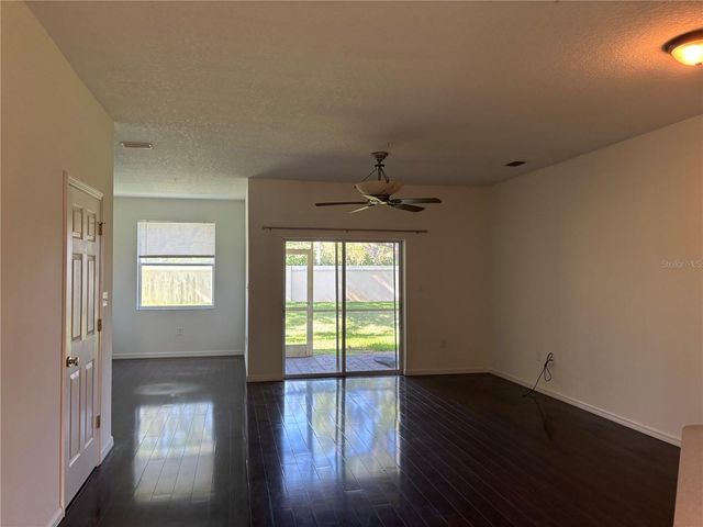 3429 PARKRIDGE CIRCLE 19-103, Sarasota, FL 34243