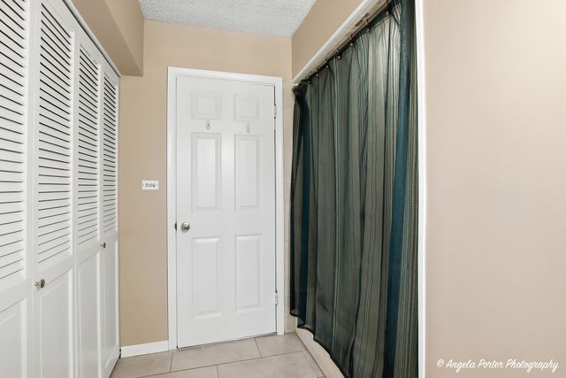 515 Country Club Drive, Mchenry, IL 60050