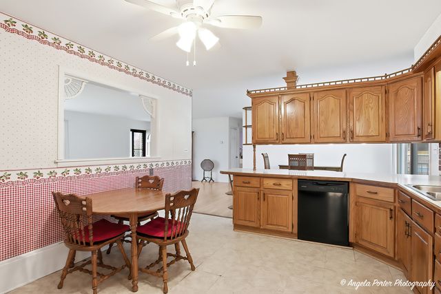 515 Country Club Drive, Mchenry, IL 60050