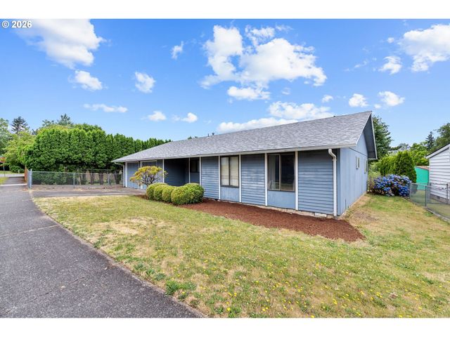 1785 Sw BATTAGLIA Ave, Gresham, OR 97080