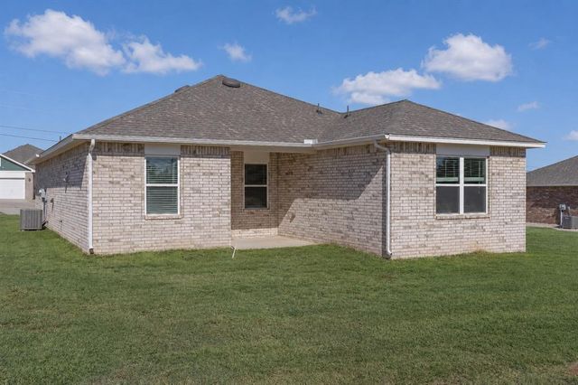5261 Grassland Drive, Guthrie, OK 73044