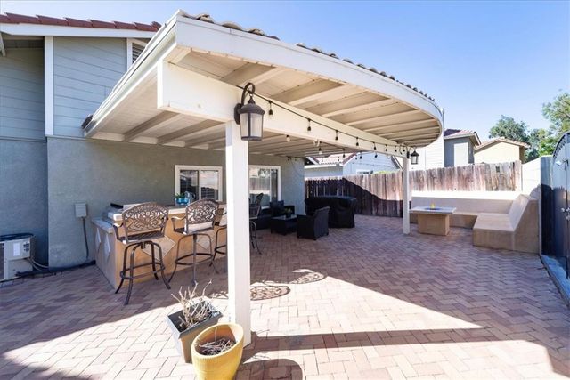 1158 W Cornell, Rialto, CA 92376