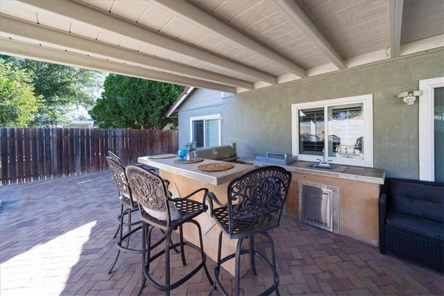 1158 W Cornell, Rialto, CA 92376