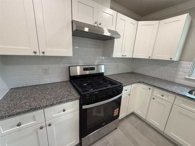 8424 NW 4TH PLACE, Gainesville, FL 32607