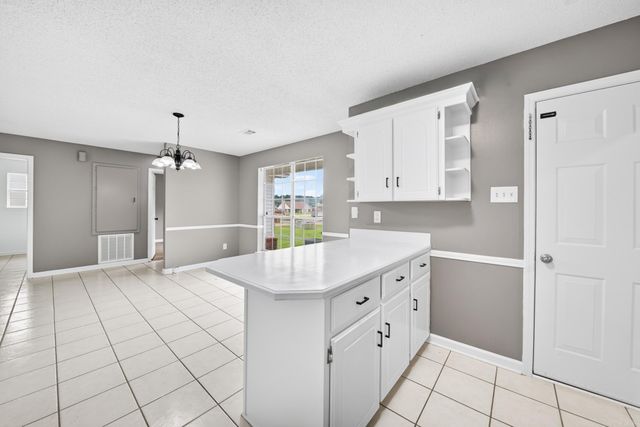 12 Overlook, Cabot, AR 72023