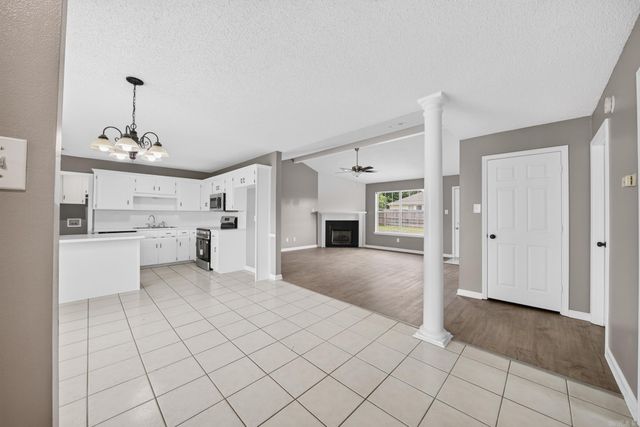 12 Overlook, Cabot, AR 72023