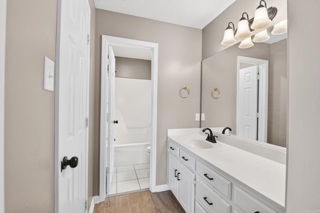 12 Overlook, Cabot, AR 72023