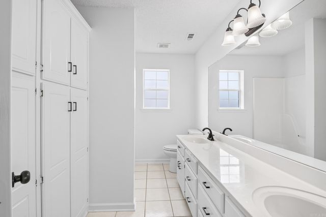 12 Overlook, Cabot, AR 72023