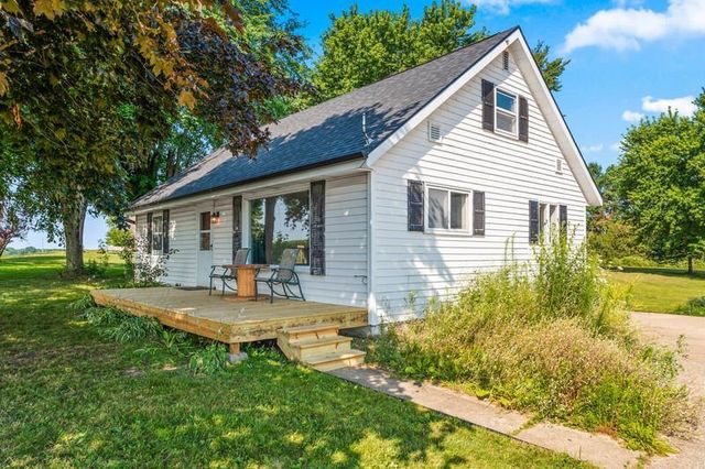 W7548 COUNTY ROAD S, Shiocton, WI 54170